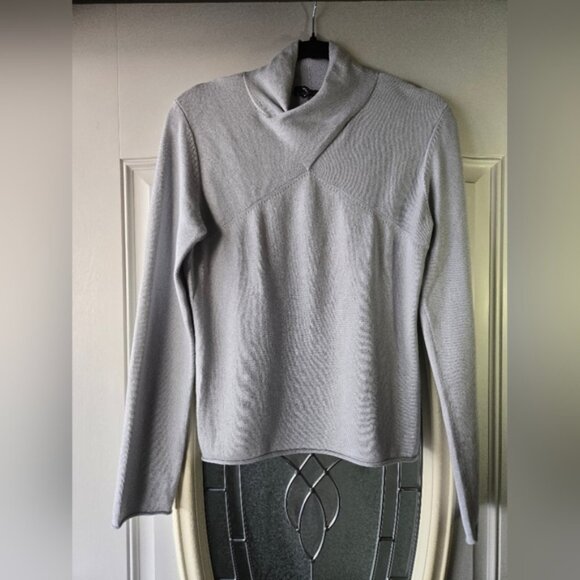 Etcetera Light Gray Silk Cashmere Blend Cowl Neck Sweater ~Size Medium - Picture 1 of 4